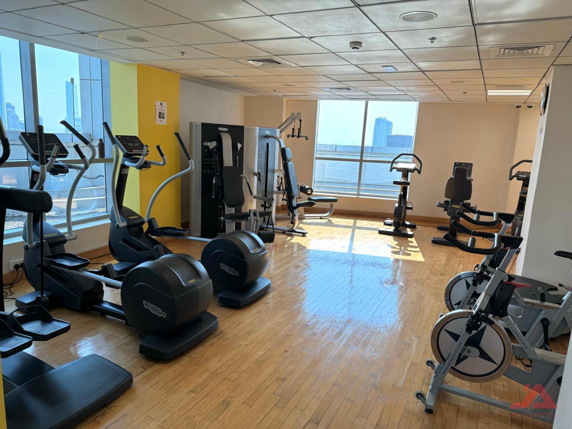 Cozy Marina & Sea View Apt In Bay Central Tower Dubai Marina With Modern Gym & Pool, Steps To Beach & Metro Kültér fotó