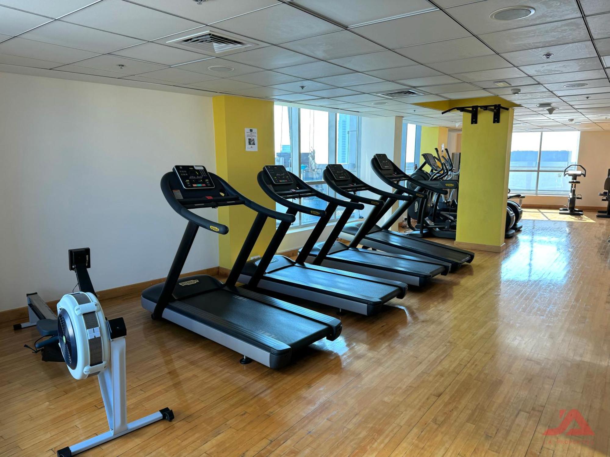 Cozy Marina & Sea View Apt In Bay Central Tower Dubai Marina With Modern Gym & Pool, Steps To Beach & Metro Kültér fotó
