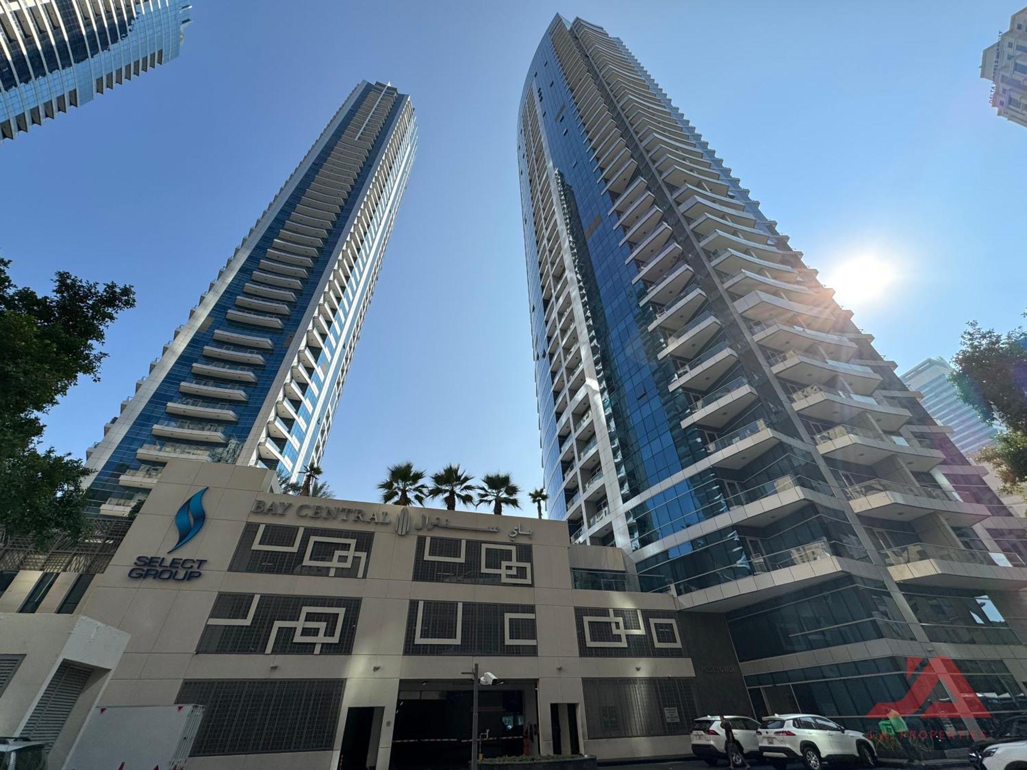 Cozy Marina & Sea View Apt In Bay Central Tower Dubai Marina With Modern Gym & Pool, Steps To Beach & Metro Kültér fotó