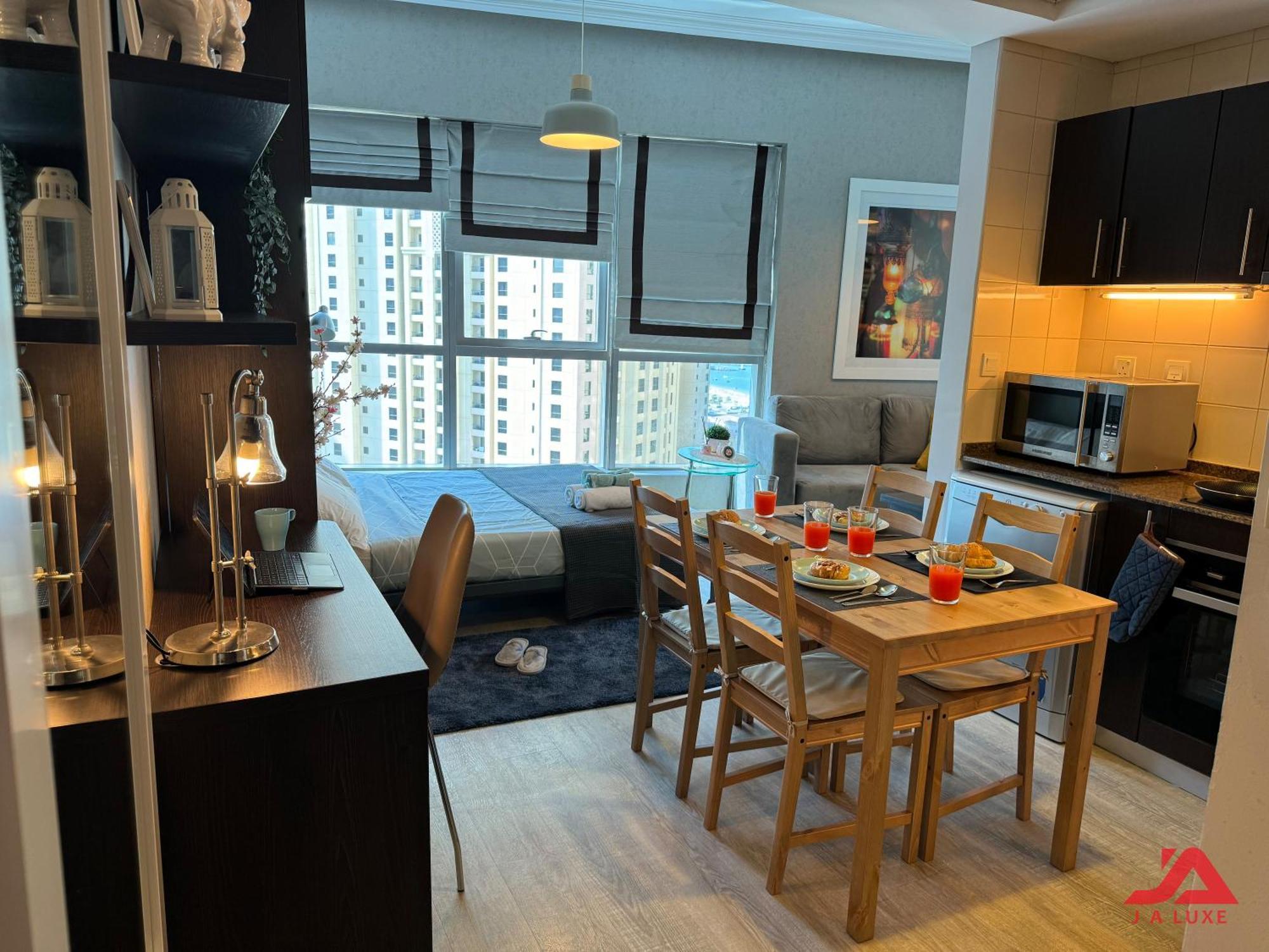 Cozy Marina & Sea View Apt In Bay Central Tower Dubai Marina With Modern Gym & Pool, Steps To Beach & Metro Kültér fotó