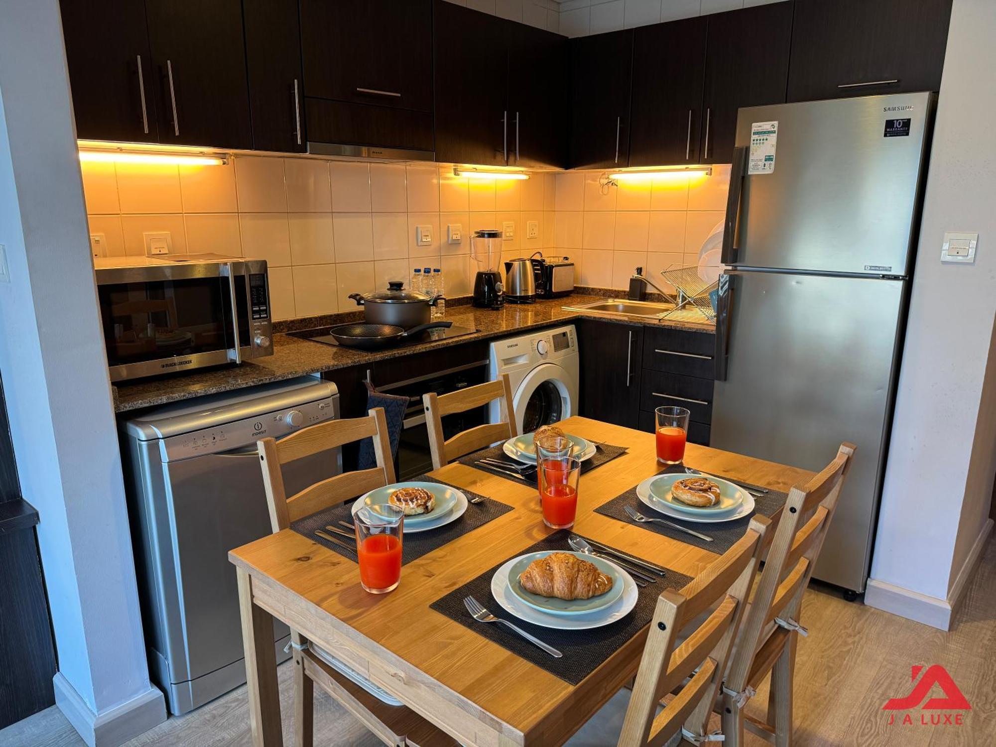 Cozy Marina & Sea View Apt In Bay Central Tower Dubai Marina With Modern Gym & Pool, Steps To Beach & Metro Kültér fotó