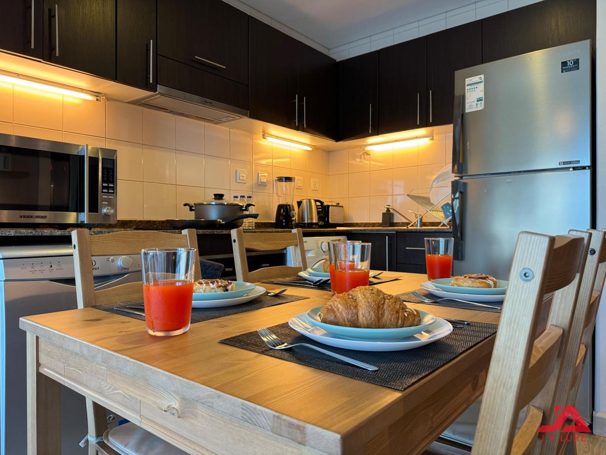 Cozy Marina & Sea View Apt In Bay Central Tower Dubai Marina With Modern Gym & Pool, Steps To Beach & Metro Kültér fotó