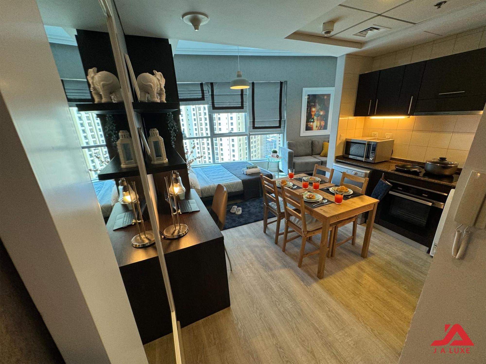 Cozy Marina & Sea View Apt In Bay Central Tower Dubai Marina With Modern Gym & Pool, Steps To Beach & Metro Kültér fotó